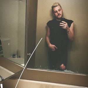 Meet your Posher, Zach